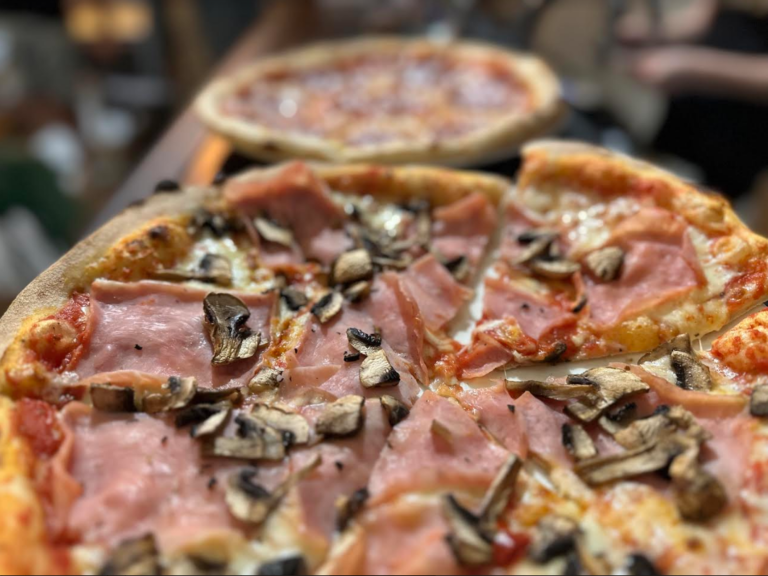 Klasyczna włoska pizza - Skawina pod Krakowem